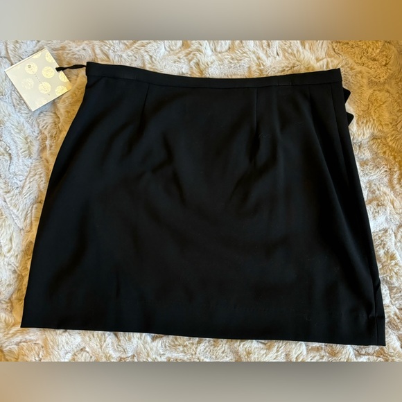 Victoria Beckham for Target Women Size Large Black Mini Skirt Scalloped Pocket - Picture 7 of 10